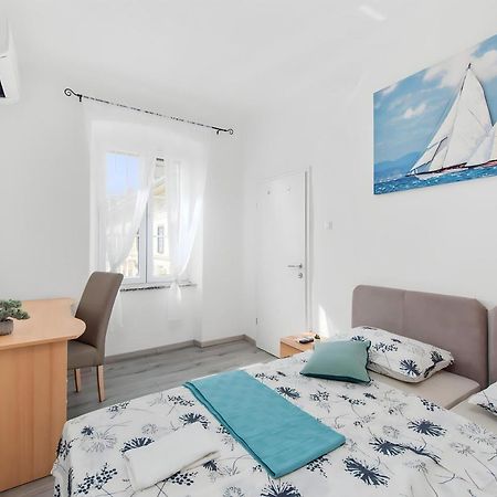 Little Flower City Studio 5 - Rijeka Rent Eksteriør bilde
